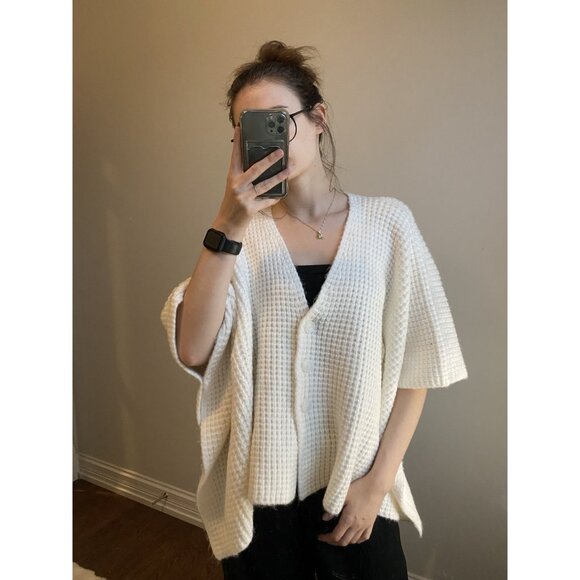 Cupcakes and Cashmere Poncho One Size - Picture 8 of 8